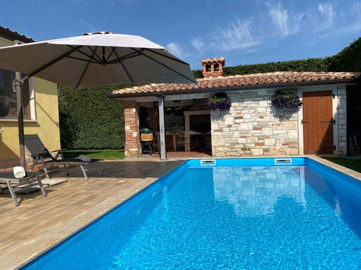 Villa Eva Karigador Novigrad  Exterior photo