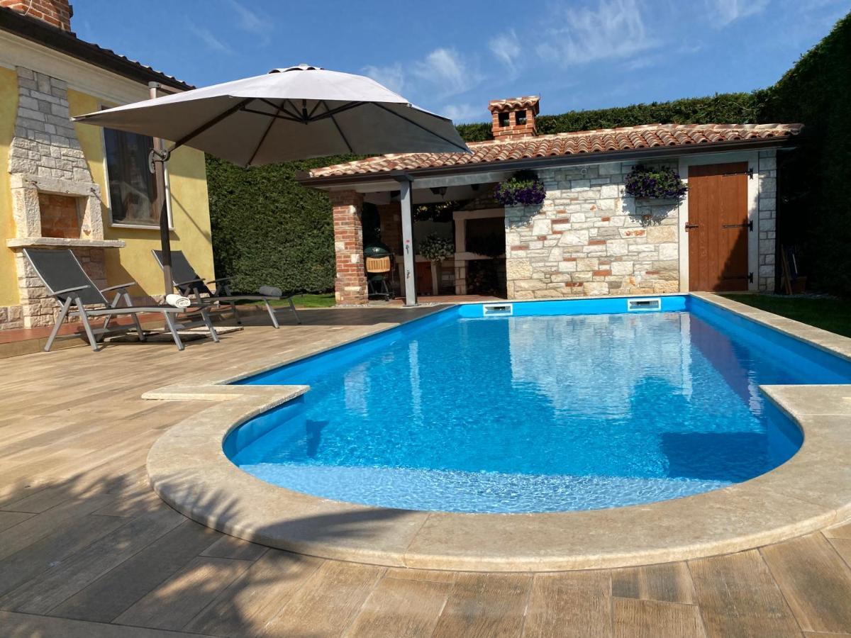 Villa Eva Karigador Novigrad  Exterior photo